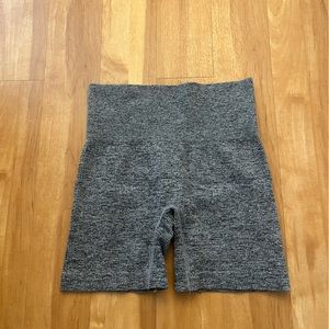 Colsie seamless ribbed bike shorts & clothes bundle